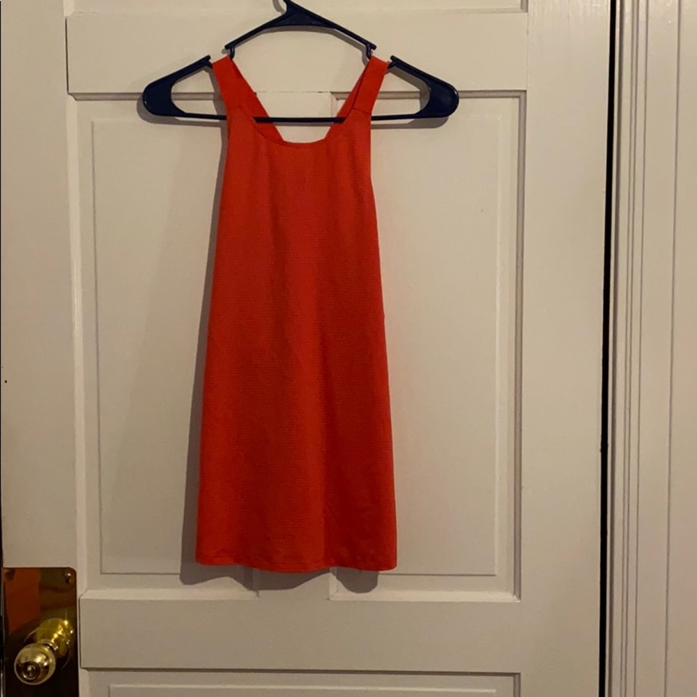 Athletic tank top